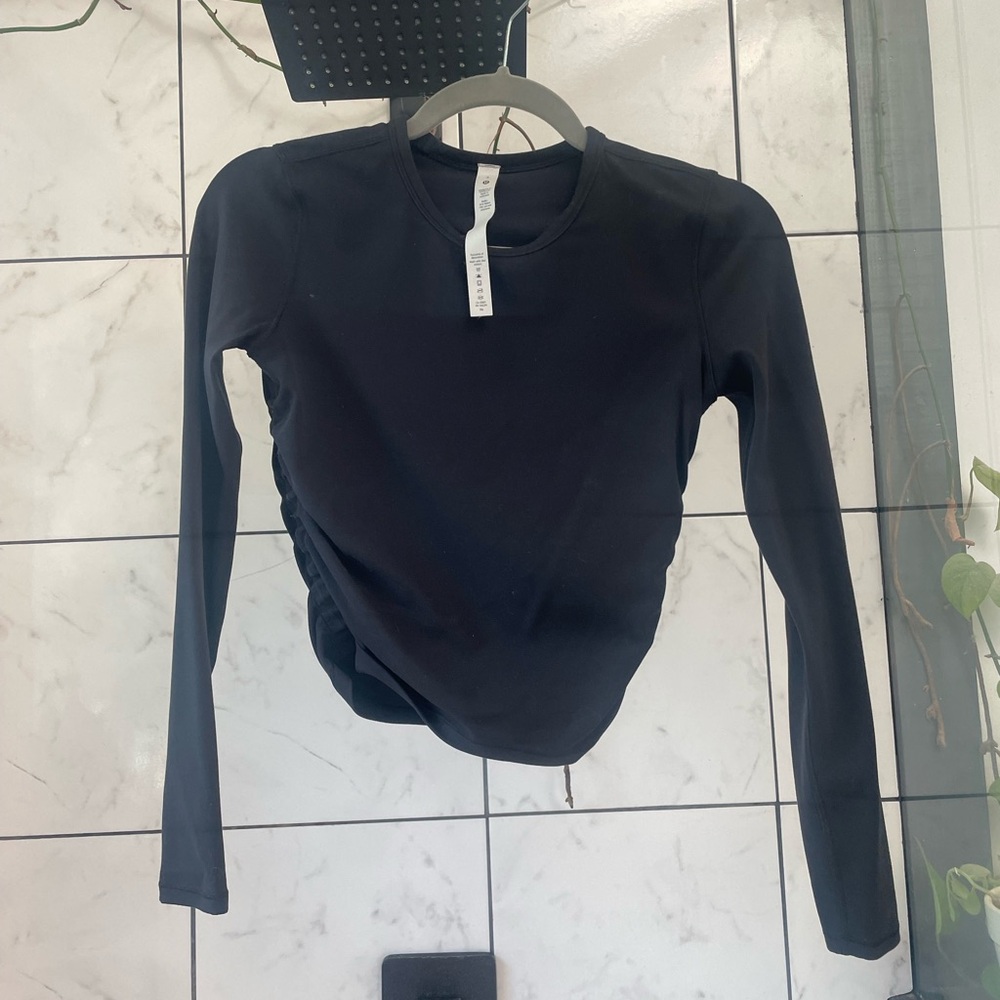 Lululemon Black Long Sleeve